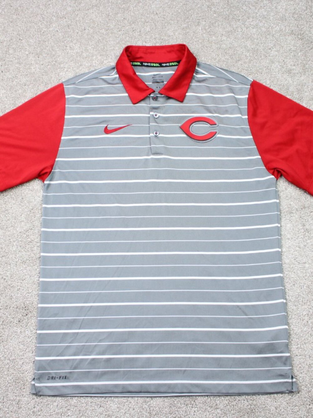 Nike BSBL Cincinnati Reds Polo Shirt Men Small Gray/Red Dri-Fit MLB Short Sleeve